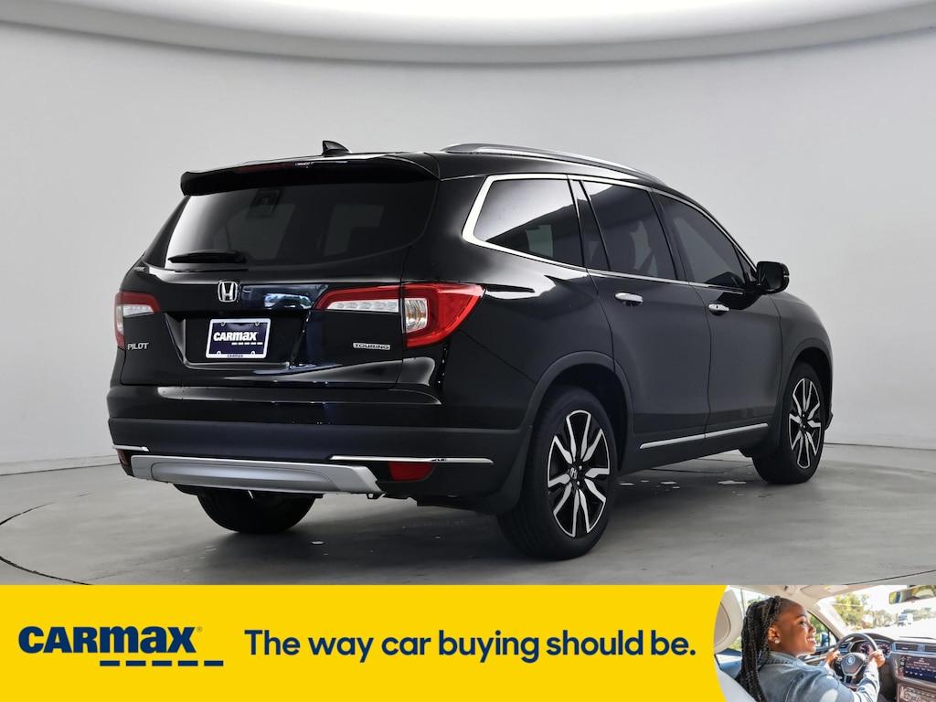 used 2022 Honda Pilot car, priced at $32,998