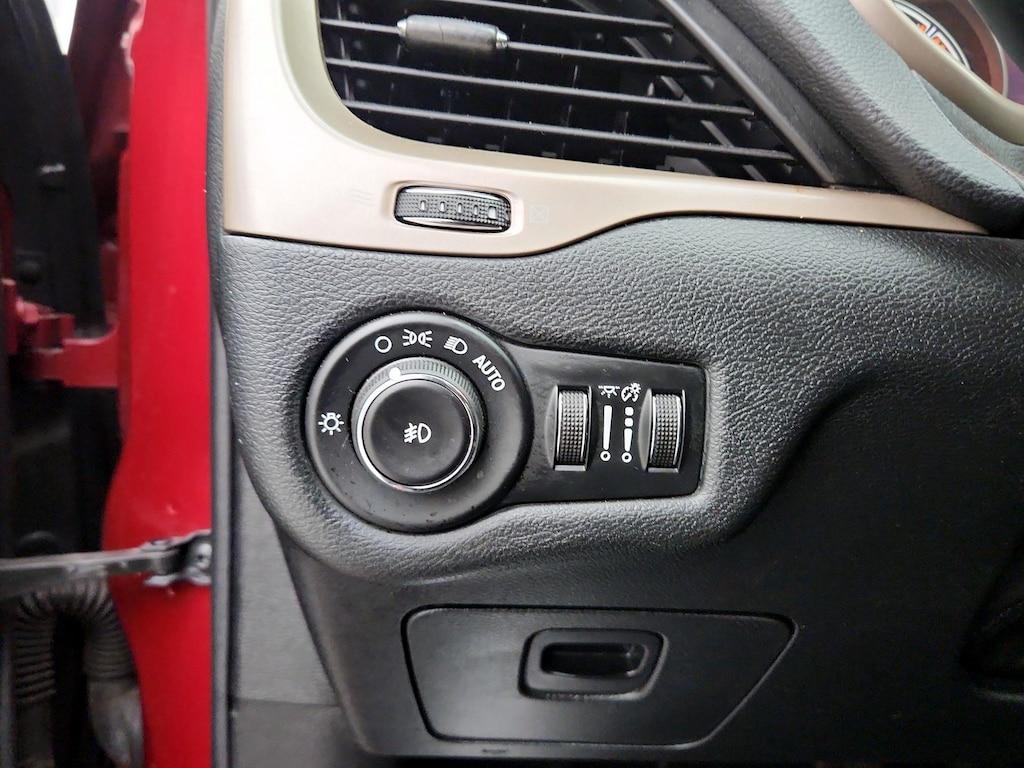 used 2016 Jeep Cherokee car, priced at $14,998