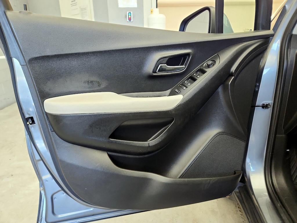 used 2020 Chevrolet Trax car, priced at $15,998