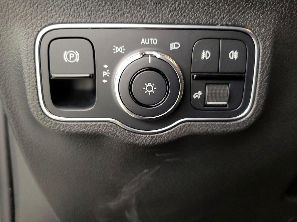 used 2022 Mercedes-Benz GLB 250 car, priced at $28,998