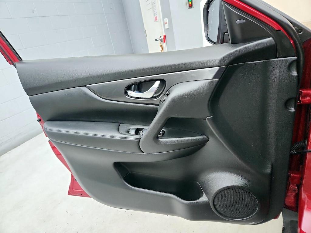 used 2017 Nissan Rogue car, priced at $14,998