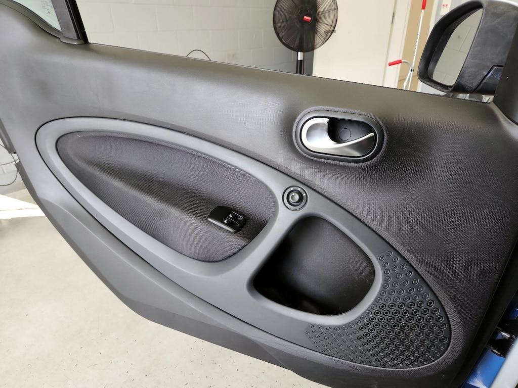 used 2016 smart ForTwo car, priced at $15,998