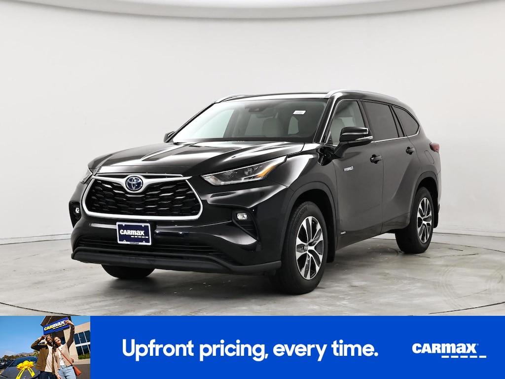 used 2021 Toyota Highlander Hybrid car, priced at $39,998