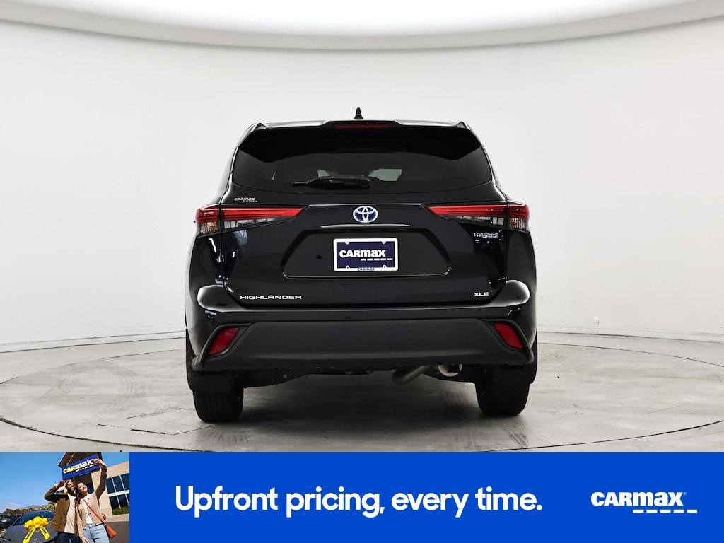 used 2021 Toyota Highlander Hybrid car, priced at $39,998