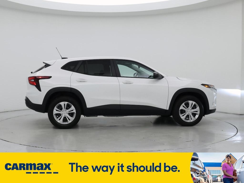 used 2024 Chevrolet Trax car, priced at $22,998