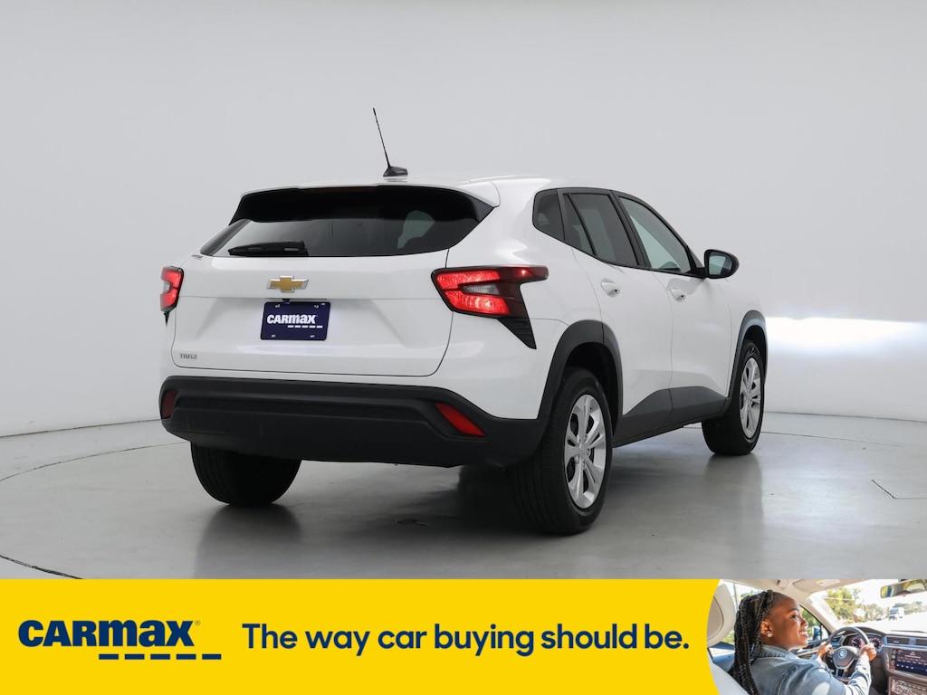used 2024 Chevrolet Trax car, priced at $22,998
