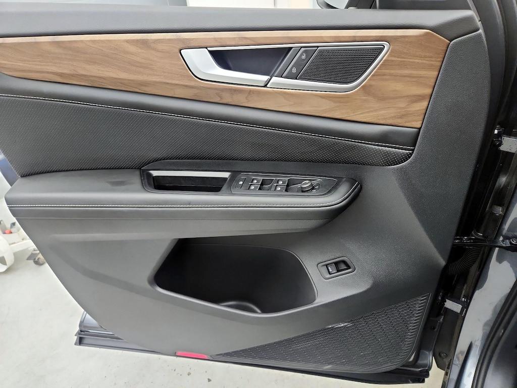 used 2024 Volkswagen Atlas car, priced at $34,998