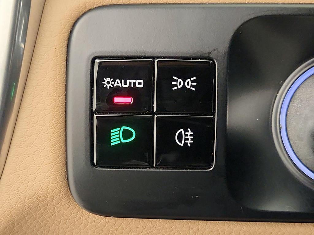 used 2020 Porsche Cayenne car, priced at $40,998
