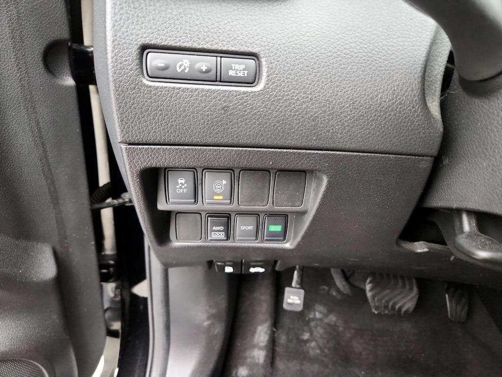 used 2017 Nissan Rogue car, priced at $14,998