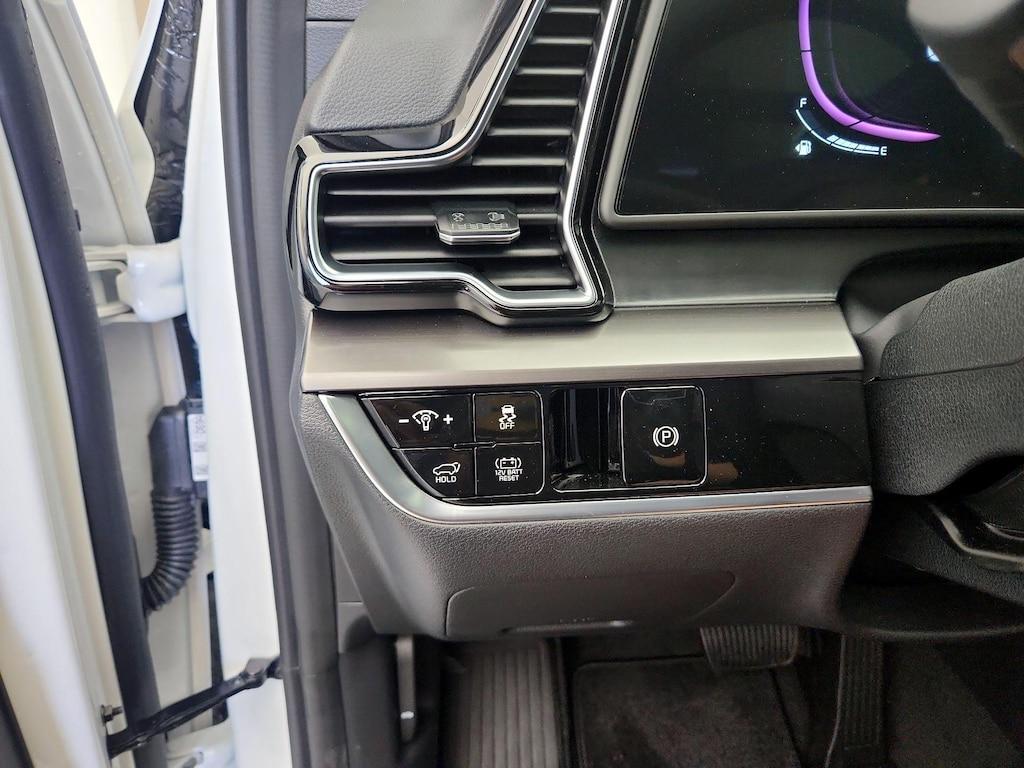 used 2025 Kia Sportage Hybrid car, priced at $38,998