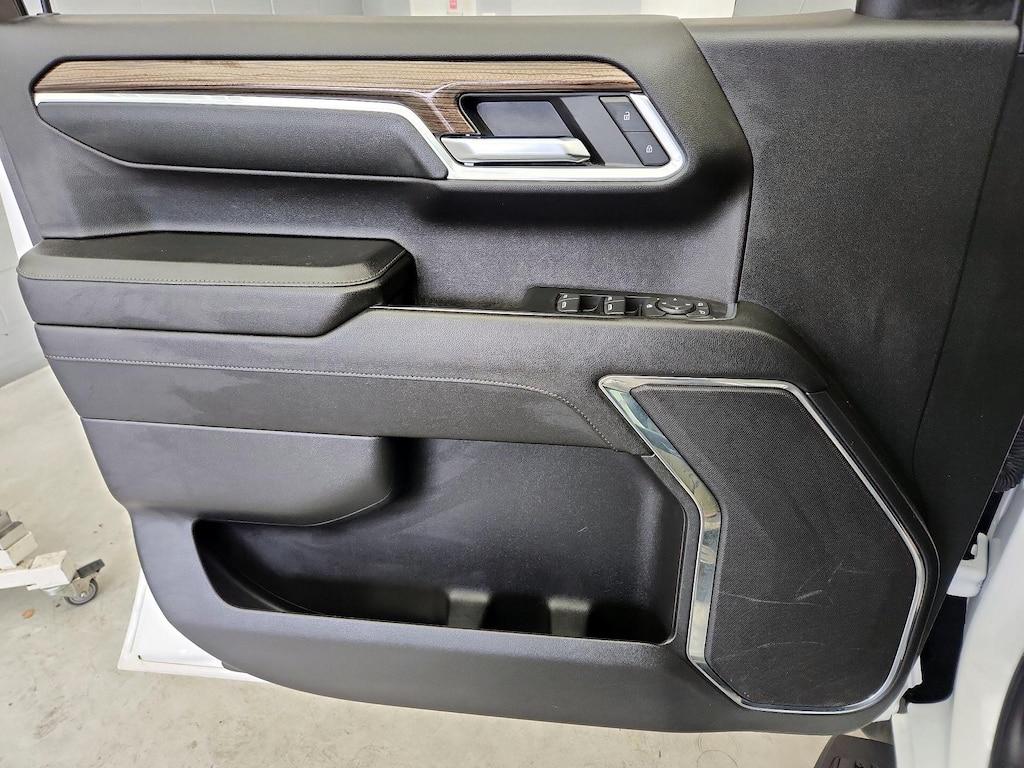 used 2024 Chevrolet Silverado 1500 car, priced at $35,998