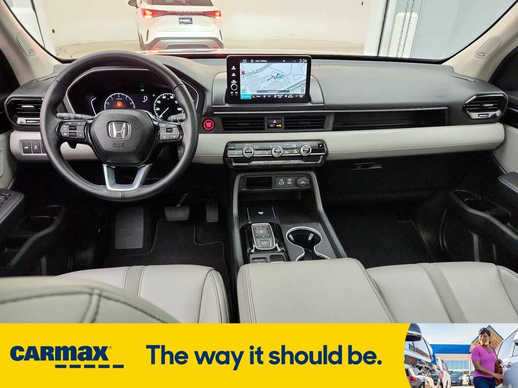used 2024 Honda Pilot car, priced at $44,998