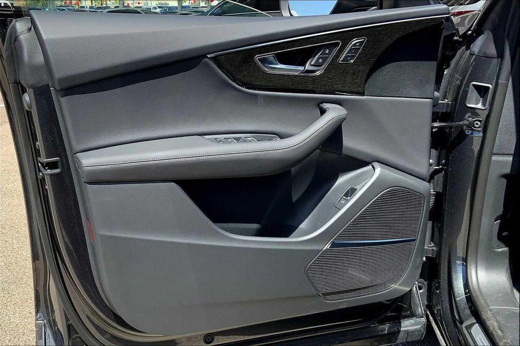 new 2025 Audi Q8 car, priced at $88,340