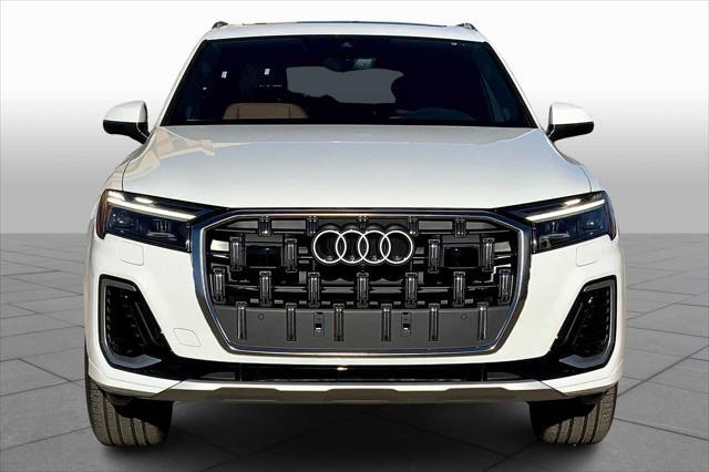 new 2025 Audi Q7 car, priced at $66,760