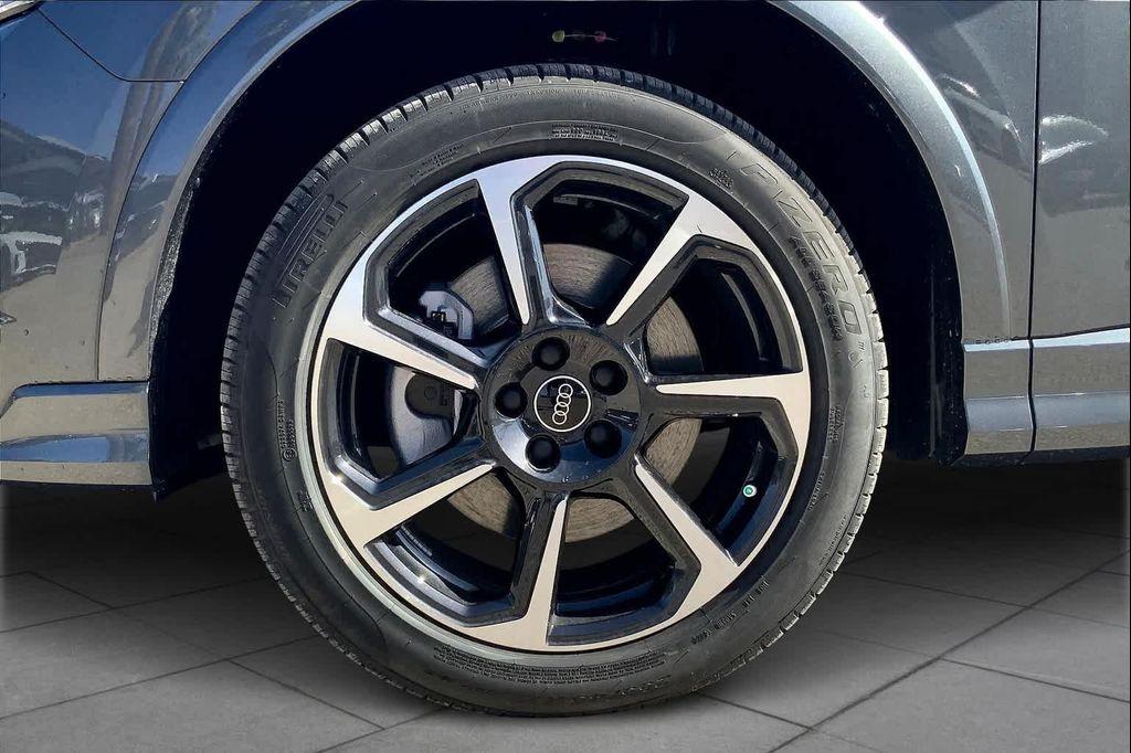 new 2025 Audi Q3 car