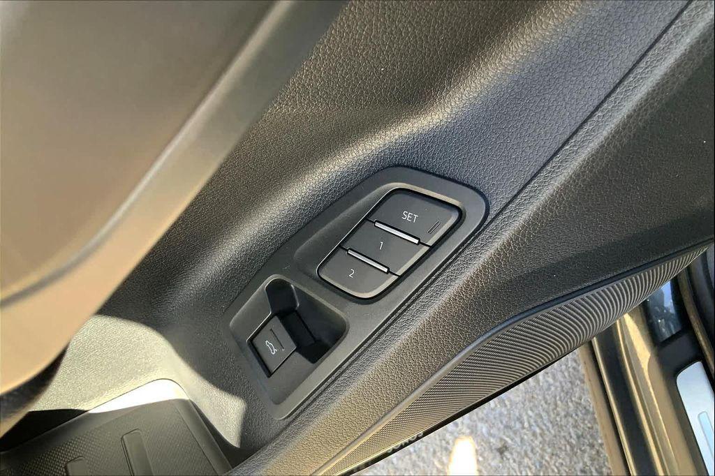 new 2025 Audi Q3 car