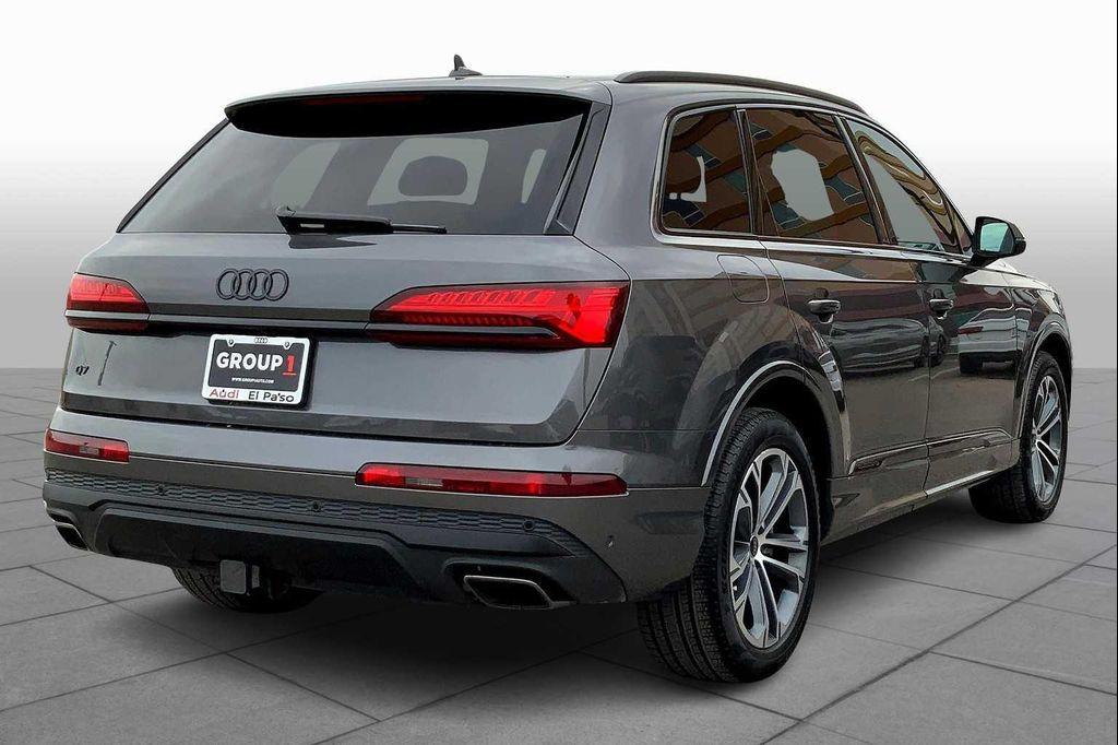 used 2025 Audi Q7 car, priced at $53,150
