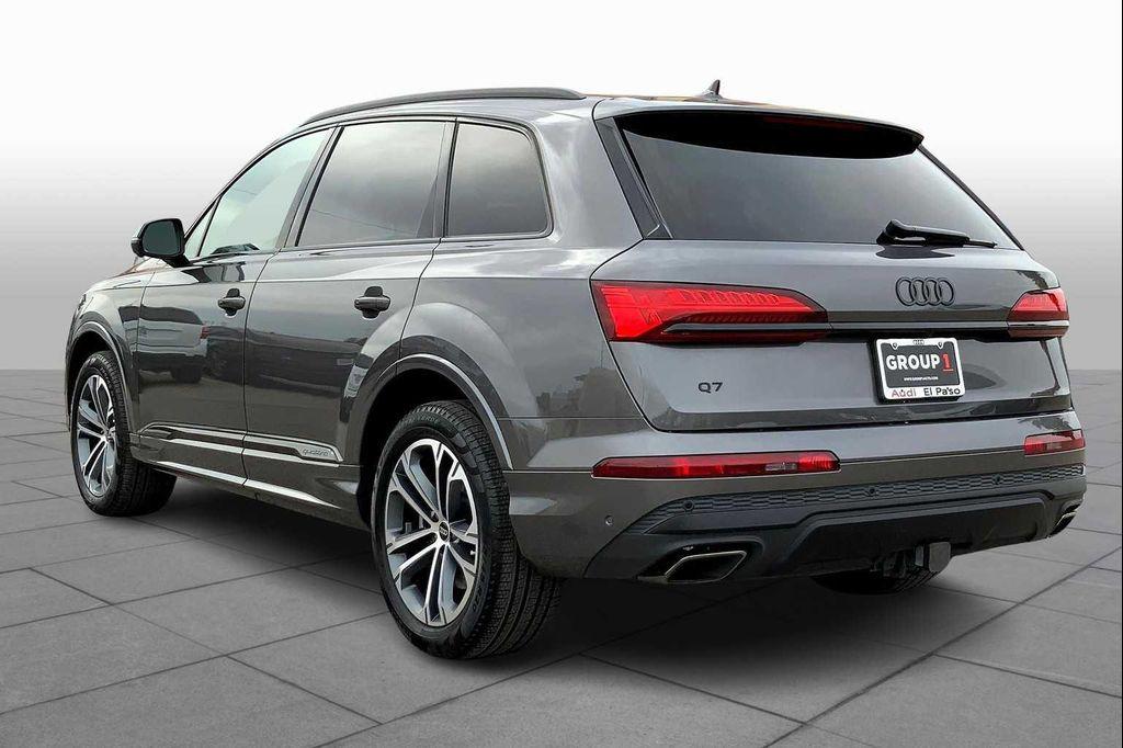 used 2025 Audi Q7 car, priced at $53,150