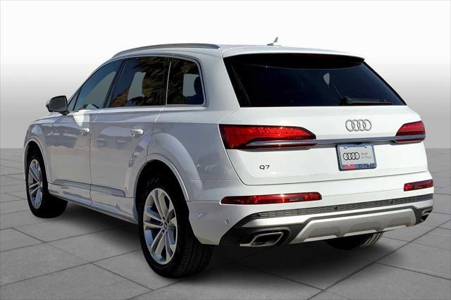 new 2025 Audi Q7 car, priced at $65,600