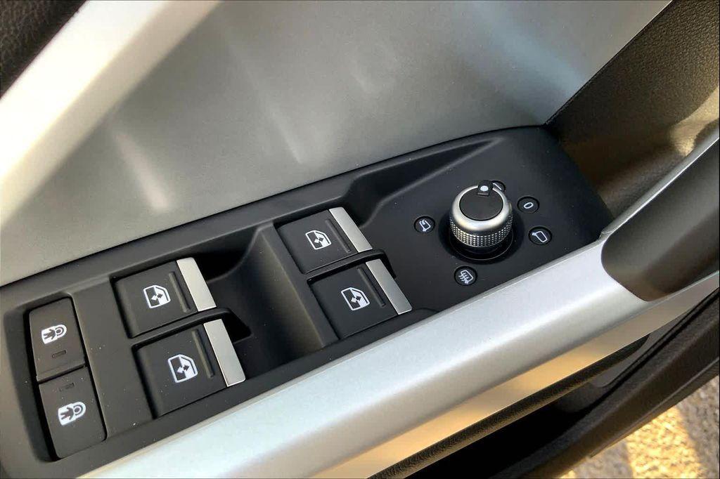 new 2025 Audi Q3 car, priced at $41,857