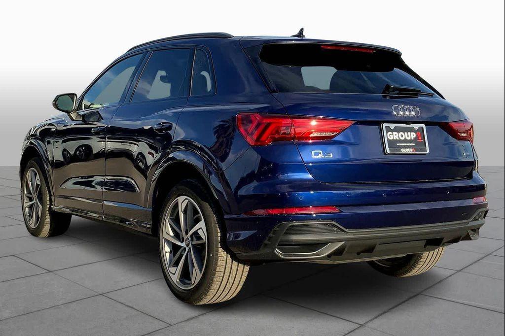 new 2025 Audi Q3 car, priced at $41,857