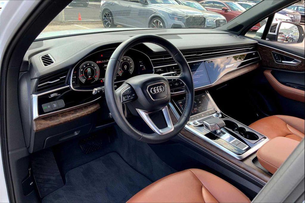used 2025 Audi Q7 car, priced at $52,190