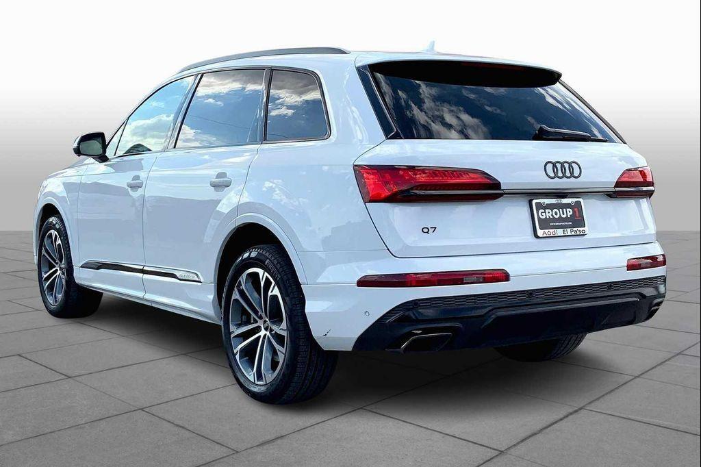 used 2025 Audi Q7 car, priced at $52,190
