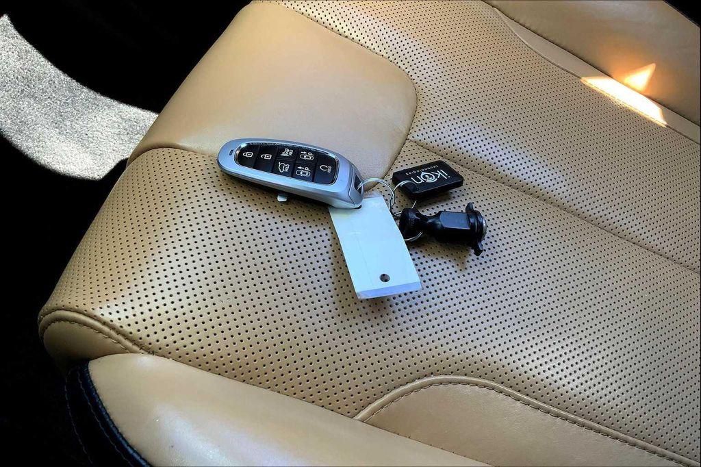 used 2023 Hyundai Santa Fe car, priced at $28,945