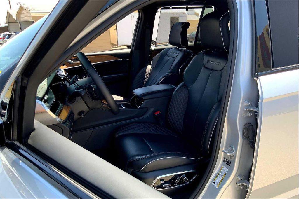used 2024 Jeep Grand Cherokee car, priced at $49,995