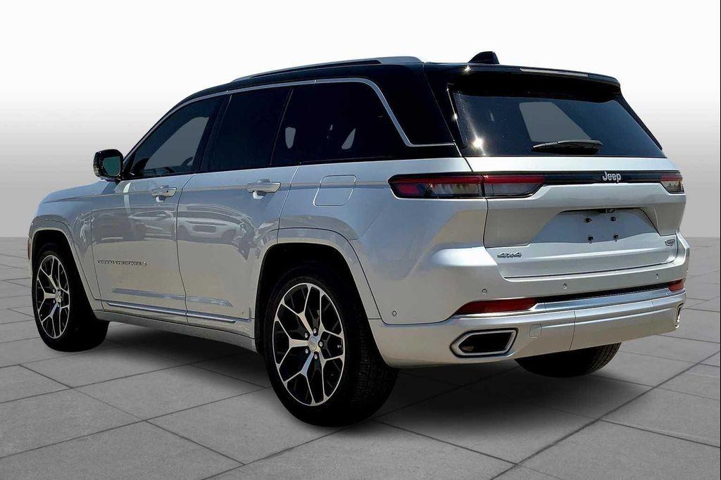 used 2024 Jeep Grand Cherokee car, priced at $49,995