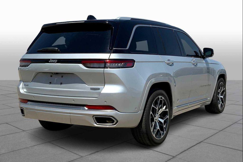 used 2024 Jeep Grand Cherokee car, priced at $49,995