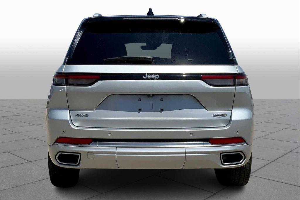 used 2024 Jeep Grand Cherokee car, priced at $49,995