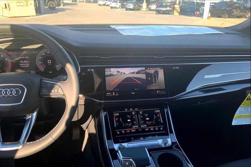 new 2025 Audi Q7 car, priced at $76,260