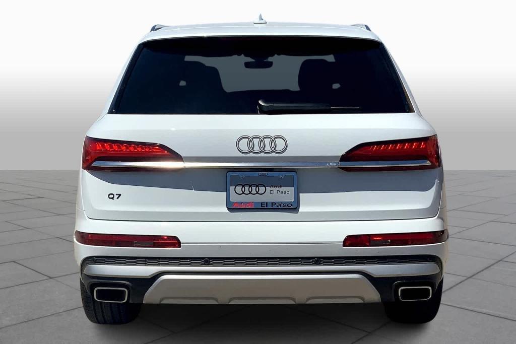 new 2025 Audi Q7 car, priced at $65,650