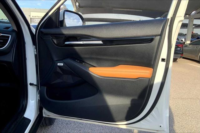 used 2024 Kia Seltos car, priced at $25,699