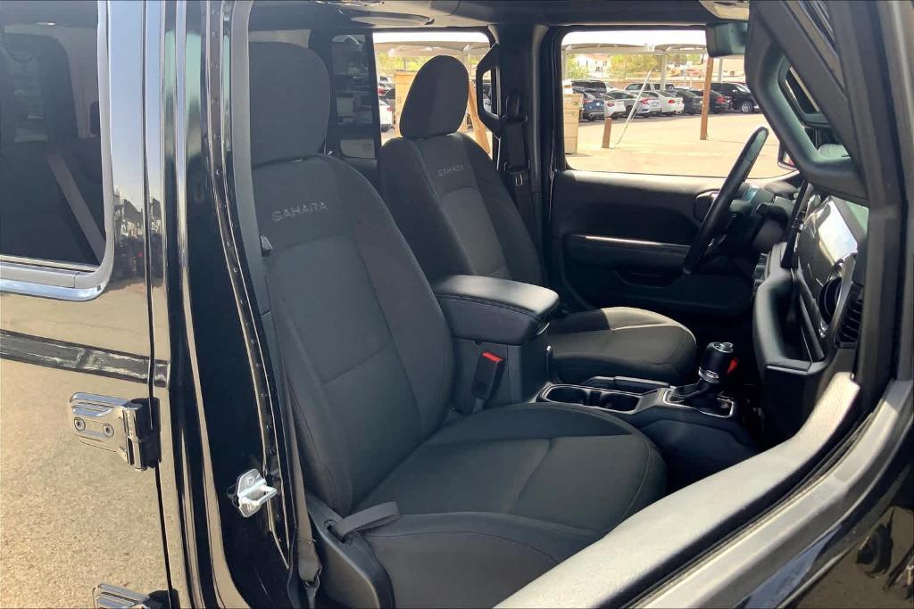 used 2020 Jeep Wrangler Unlimited car, priced at $33,532