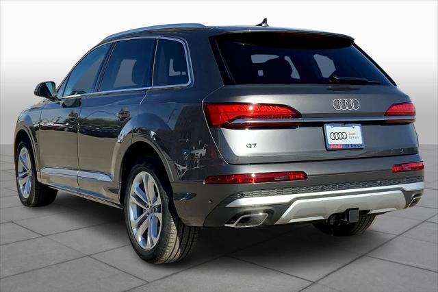 new 2025 Audi Q7 car, priced at $75,705