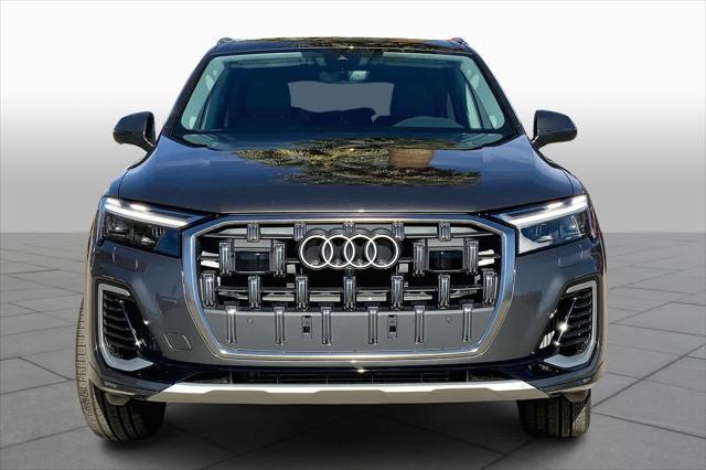 new 2025 Audi Q7 car, priced at $75,705