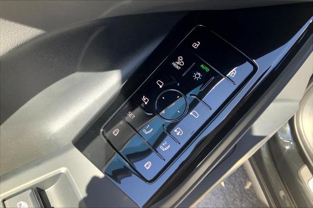 new 2025 Audi Q6 e-tron car, priced at $75,690