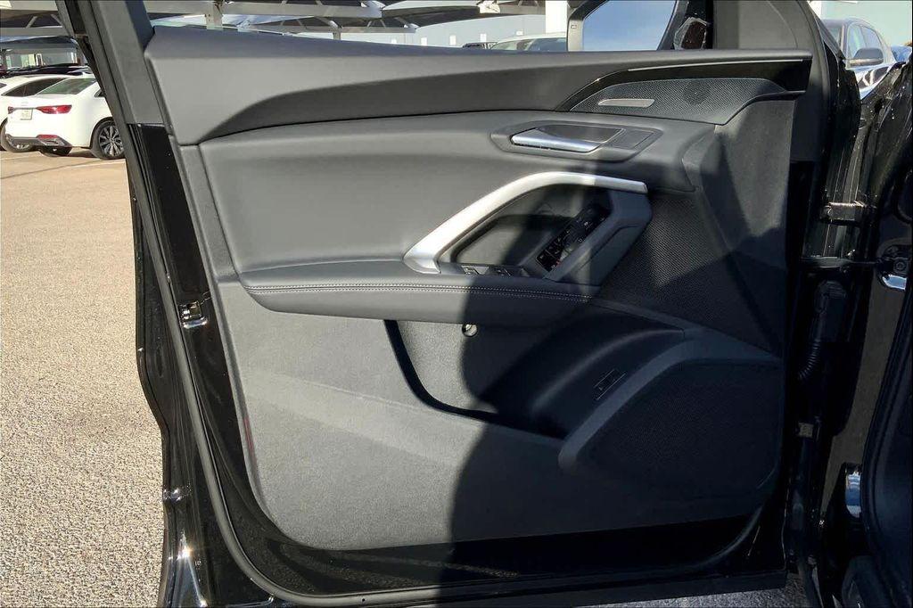 new 2025 Audi Q5 car, priced at $60,848