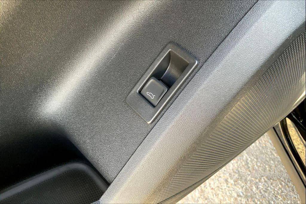 new 2025 Audi Q5 car, priced at $60,848