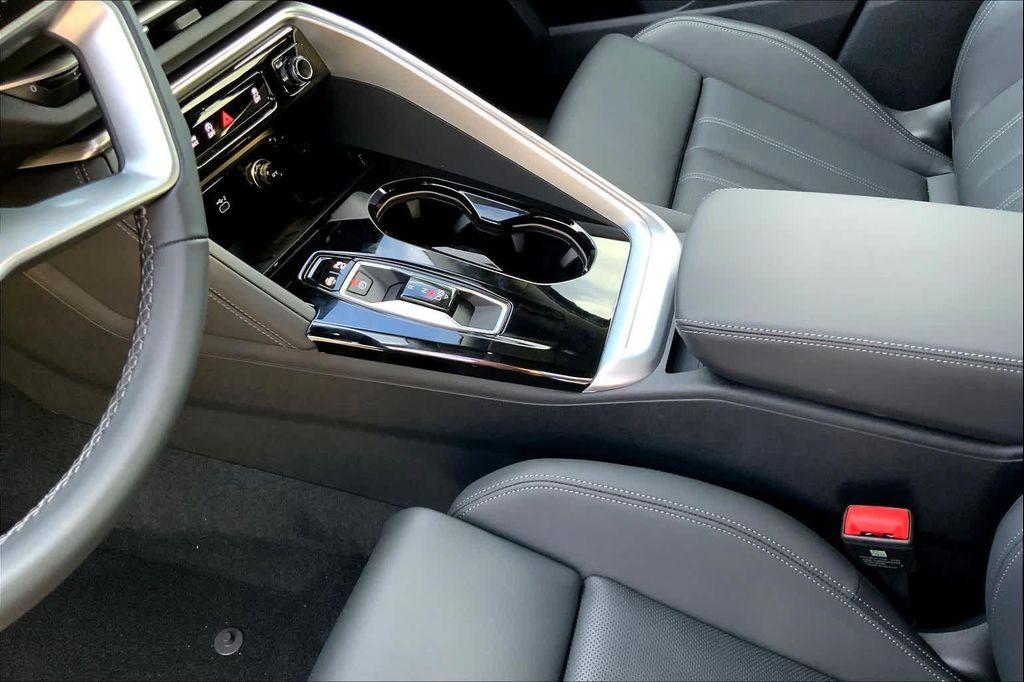 new 2025 Audi Q5 car, priced at $60,848