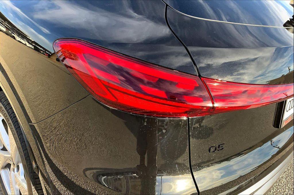 new 2025 Audi Q5 car, priced at $60,848