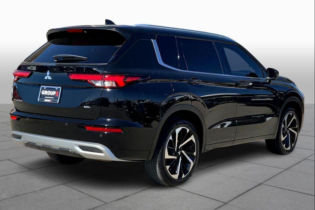 used 2024 Mitsubishi Outlander car, priced at $27,219