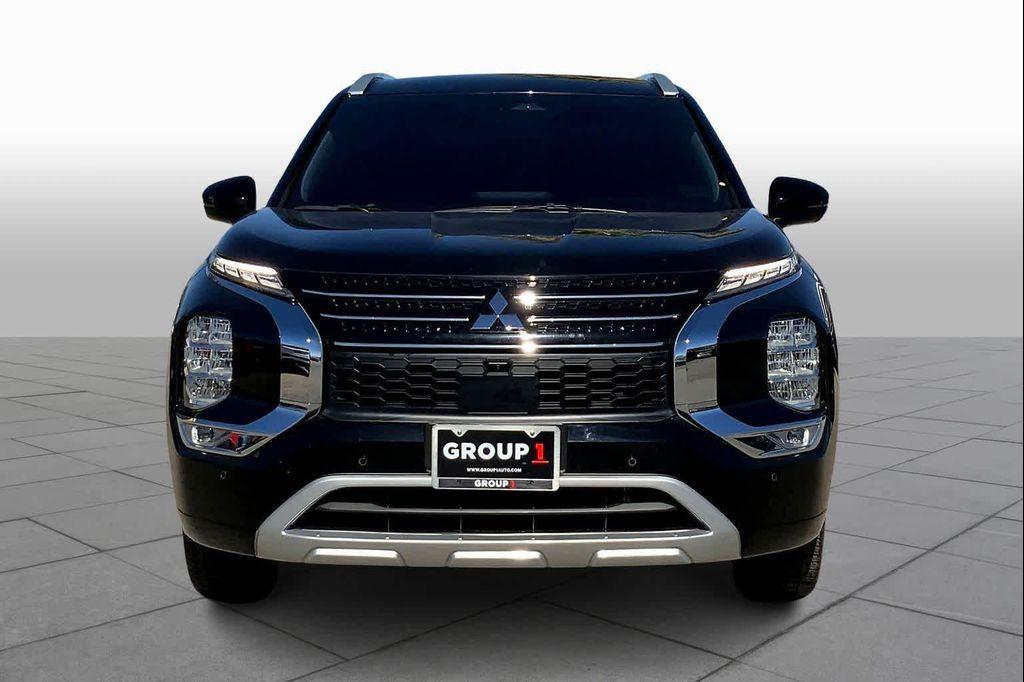 used 2024 Mitsubishi Outlander car, priced at $27,219