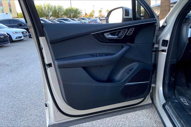 used 2023 Audi Q7 car, priced at $52,727