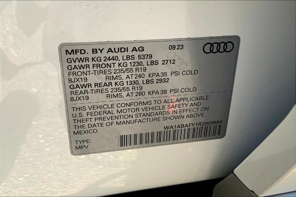 new 2024 Audi Q5 car