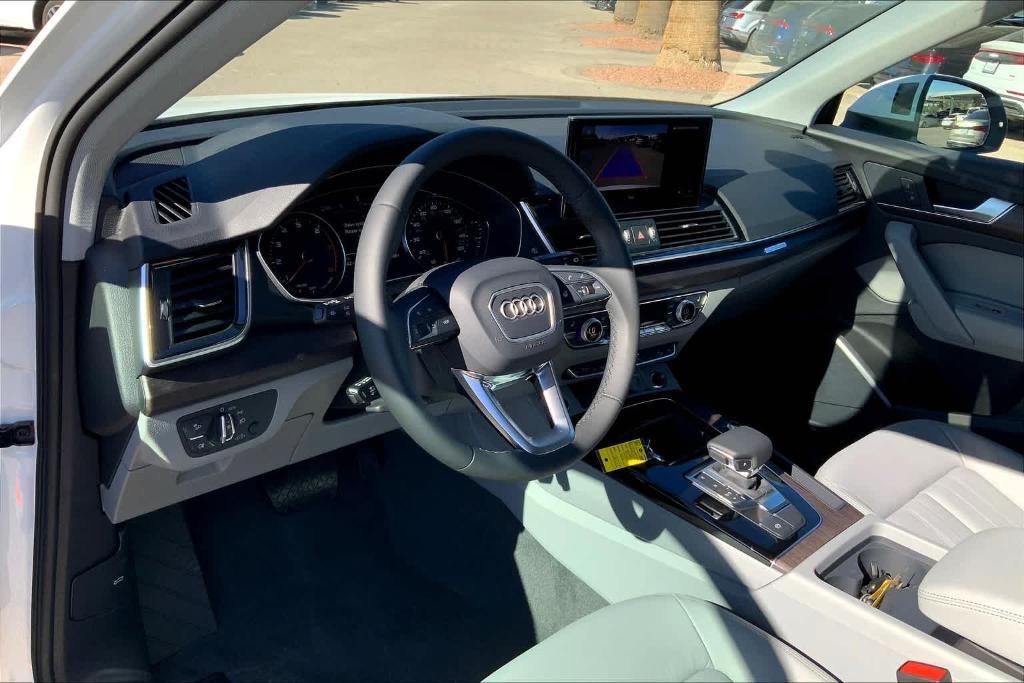 new 2024 Audi Q5 car