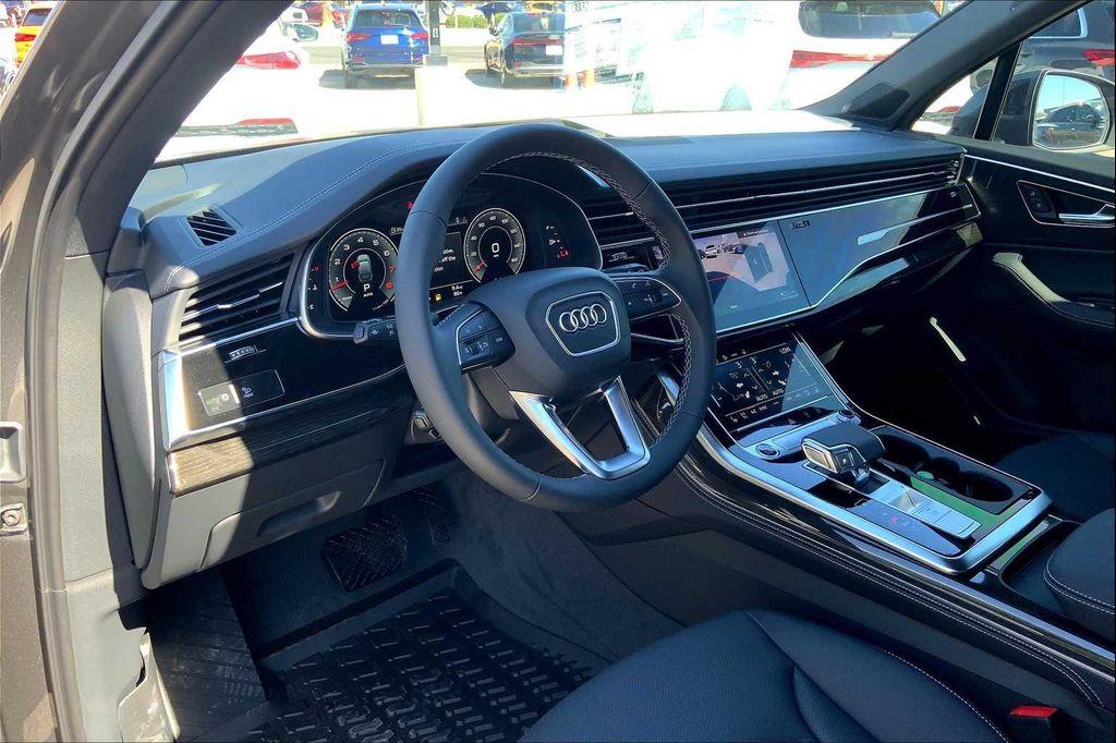 new 2026 Audi Q7 car, priced at $78,295