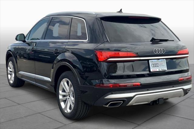 new 2025 Audi Q7 car, priced at $75,890